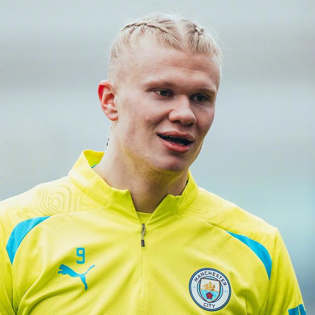 十秒钟连续过三人，离谱（十秒内连过三人，简直逆天）