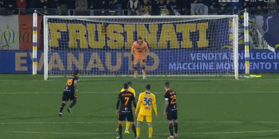 意媒：尤文两位防线伤员凯利和卡瓦尔有望在国际比赛日后复出